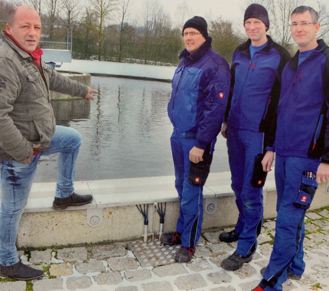 Bad Abbach treatment plant team and VTA Area Manager Werner Schrödl